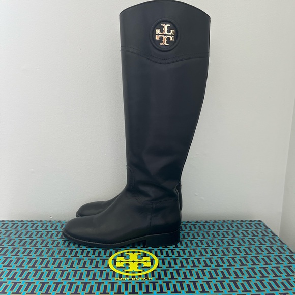 Tory Burch black riding boot - Picture 2 of 3